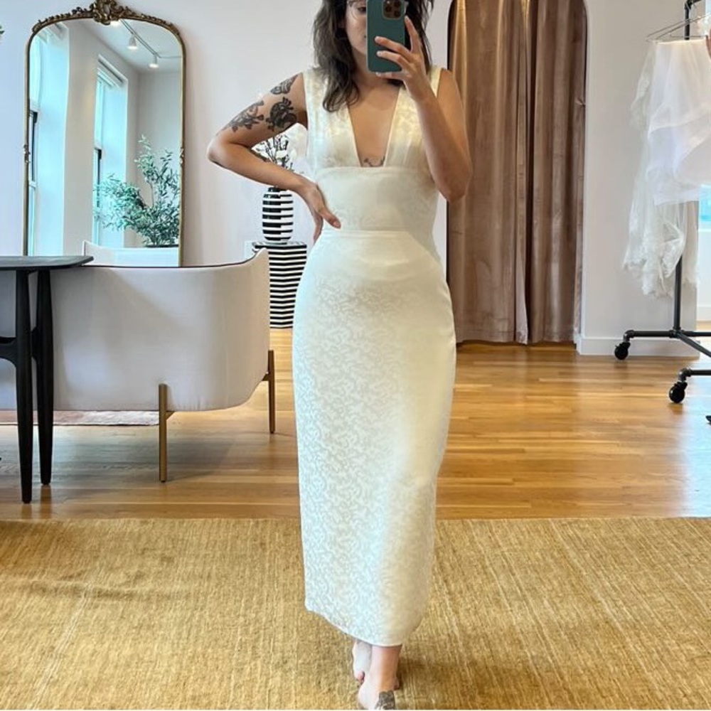 Before by Sarah Seven. Maude dress in Leopard. Size 4 on top, 8 on bottom.
